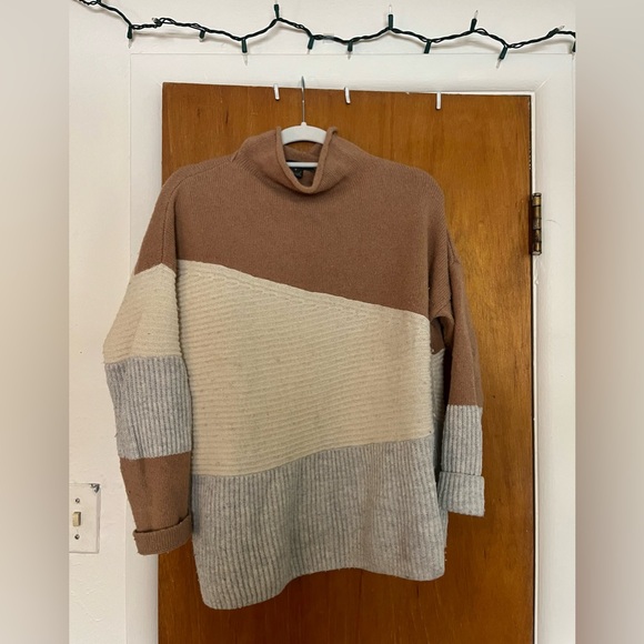 French Connection Sweater - Picture 1 of 3